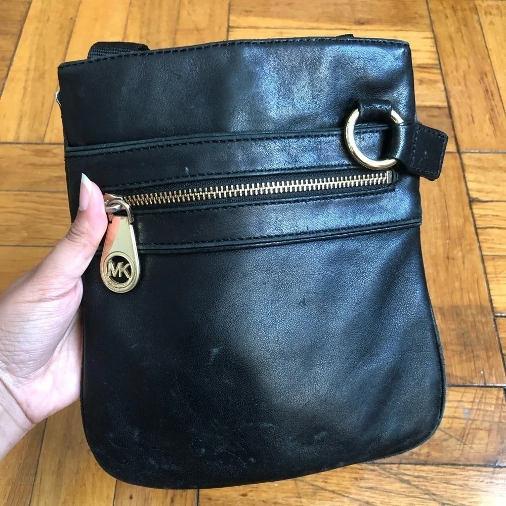 Michael Kors Leather Black Crossbody Purse